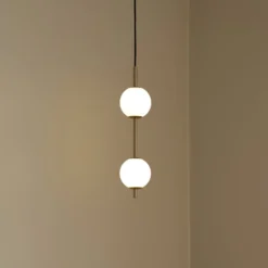 UMAGE LED-Hängeleuchte Audrey, messingfarben, 2-flg. Ø 12 cm
