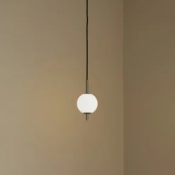 UMAGE LED-Hängeleuchte Audrey, stahlfarben, 1-flg., Ø 12 cm