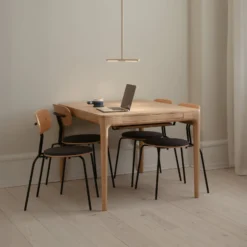 UMAGE LED-Hängeleuchte Omni, messing, 2-flg., Länge 74 cm