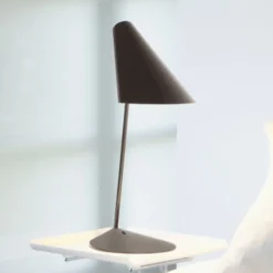 Vibia I.Cono 0700 Tischleuchte, grau