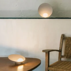 Vibia LED-Akkutischleuchte Musa 7404, taupe