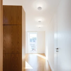 Vibia LED-Deckenleuchte Funnel, weiß, Alu, Ø 35 cm, 2.700K