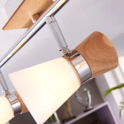 Vivica - 3-flammige Deckenlampe mit Holzelementen