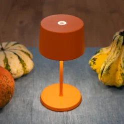 Zafferano Olivia mini 3K Akku-Tischlampe orange