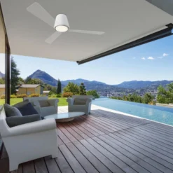 Zeitloser Deckenventilator Garbí mit LED-Licht